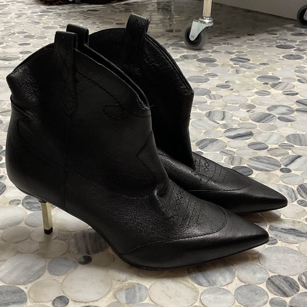 Jessica Simpson Black Ankle Booties
